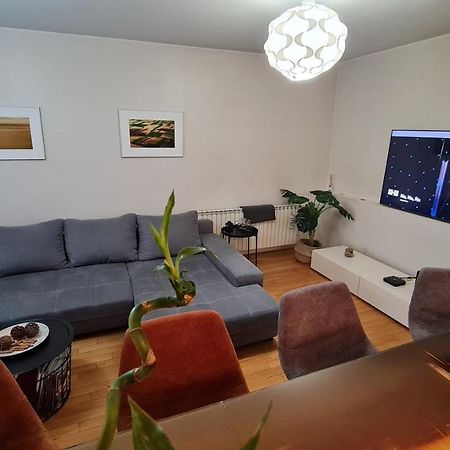 Appartement South 2 Osijek Extérieur photo